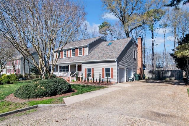 129 Stone Lake CT, Yorktown, VA 23693