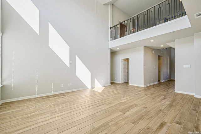 946 Earp Blvd, San Antonio, TX 78260