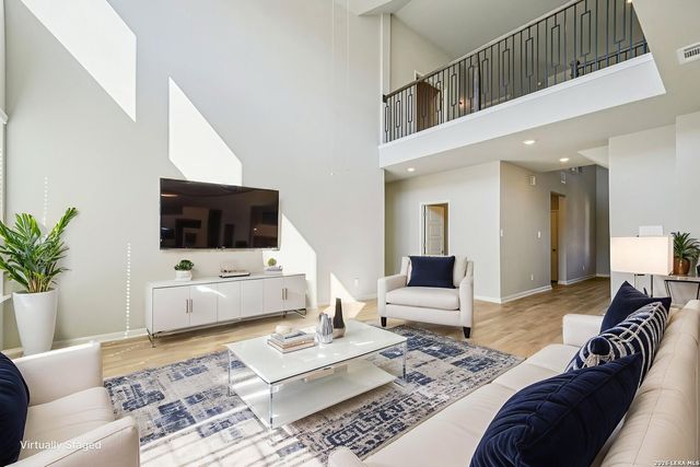 946 Earp Blvd, San Antonio, TX 78260