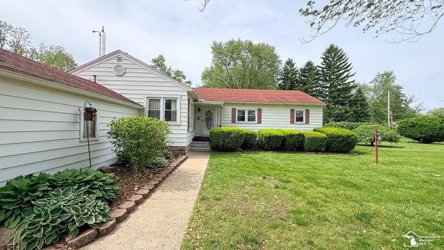 7947 Lake Breeze Drive, Monroe Twp, MI 48161