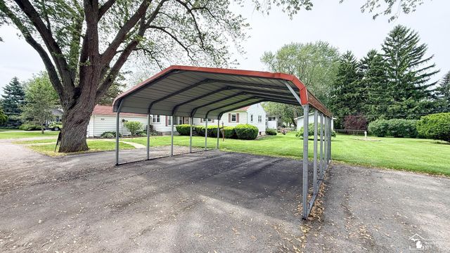 7947 Lake Breeze Drive, Monroe Twp, MI 48161