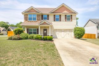 100 Taconic Court, Bonaire, GA 31005