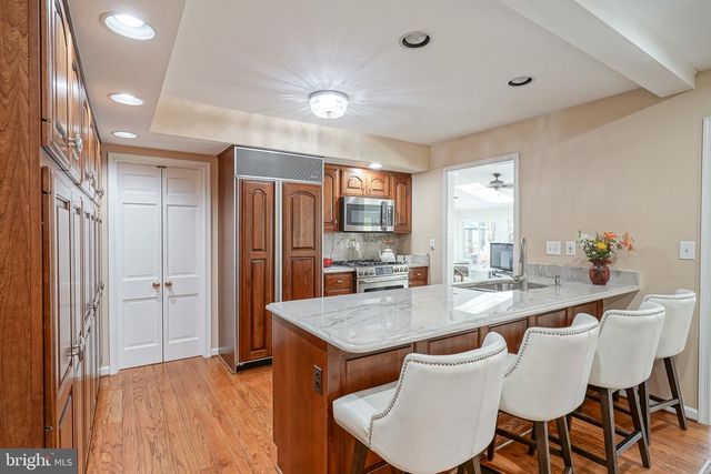 8 BARBERRY MEWS, Medford, NJ 08055
