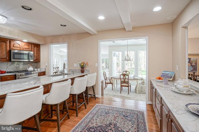 8 BARBERRY MEWS, Medford, NJ 08055