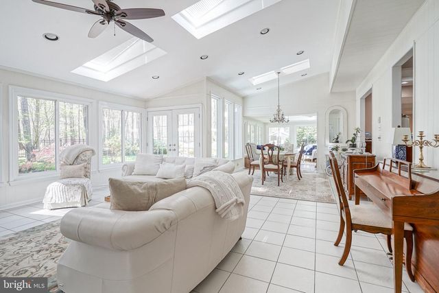 8 BARBERRY MEWS, Medford, NJ 08055