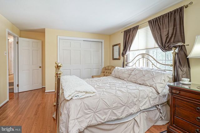 8 BARBERRY MEWS, Medford, NJ 08055