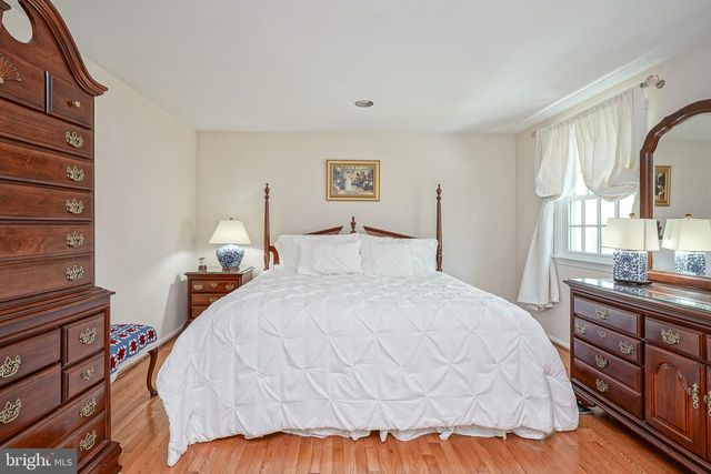 8 BARBERRY MEWS, Medford, NJ 08055