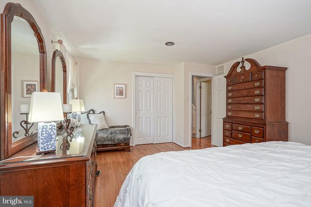 8 BARBERRY MEWS, Medford, NJ 08055