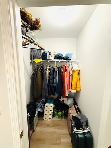 289 Essex St 211, Salem, MA 01970