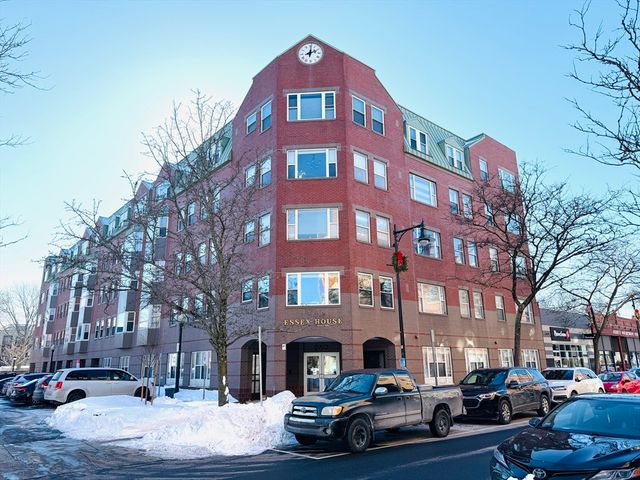 289 Essex St 211, Salem, MA 01970