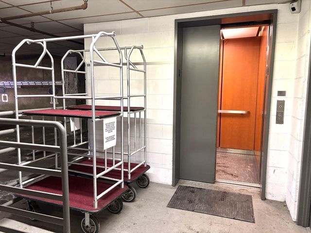 289 Essex St 211, Salem, MA 01970