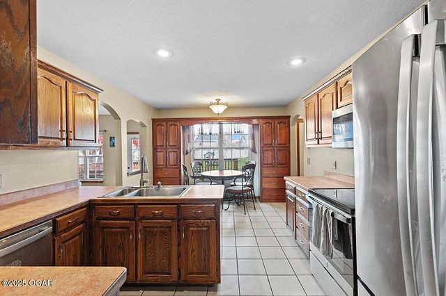 409 Gault Street, Carl Junction, MO 64834