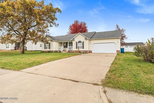 409 Gault Street, Carl Junction, MO 64834