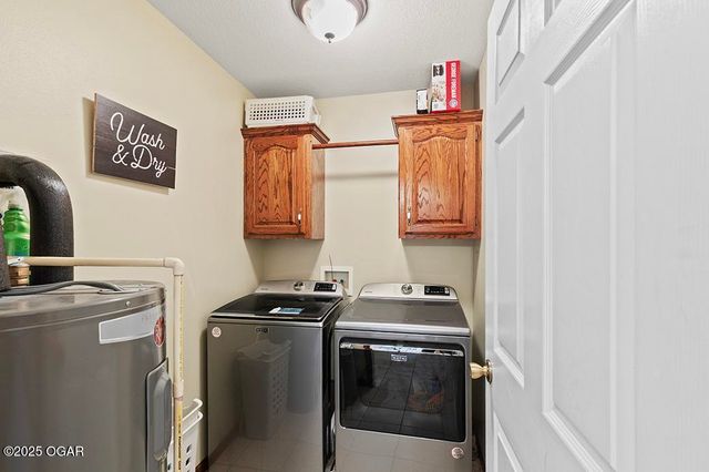 409 Gault Street, Carl Junction, MO 64834