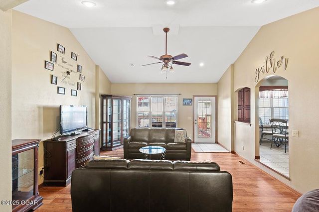 409 Gault Street, Carl Junction, MO 64834