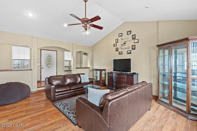 409 Gault Street, Carl Junction, MO 64834