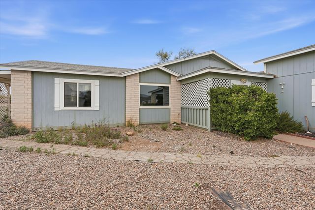 153 Mica Drive NE, Albuquerque, NM 87124