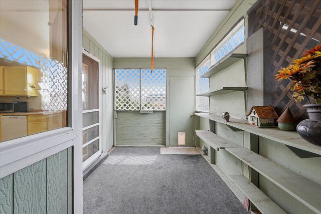 153 Mica Drive NE, Albuquerque, NM 87124