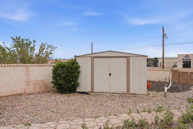 153 Mica Drive NE, Albuquerque, NM 87124