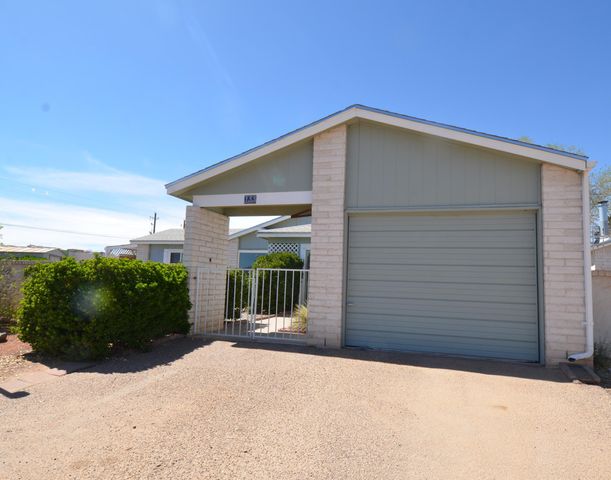 153 Mica Drive NE, Albuquerque, NM 87124