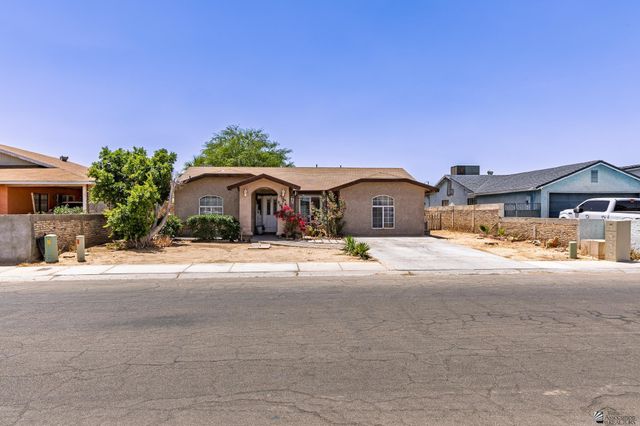 1185 S B St, San Luis, AZ 85336