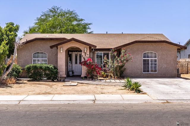 1185 S B St, San Luis, AZ 85336
