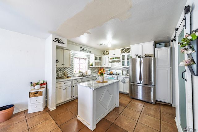 1185 S B St, San Luis, AZ 85336