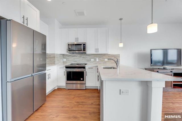 85 Ridge Road 202, North Arlington, NJ 07031