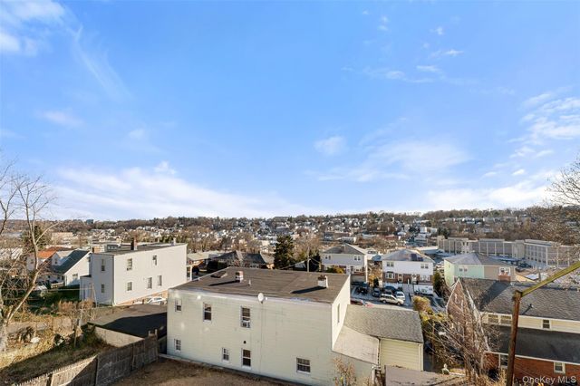 234 Edwards Place 2nd Floor, Yonkers, NY 10703