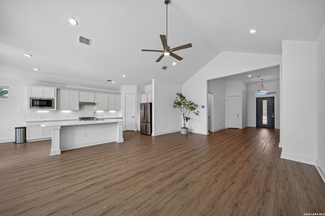 9420 Mattock, San Antonio, TX 78254