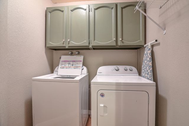 5239 Saratoga Drive NW, Albuquerque, NM 87120