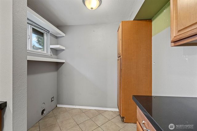 2008 Pacific Place, Mount Vernon, WA 98273