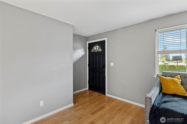 2008 Pacific Place, Mount Vernon, WA 98273