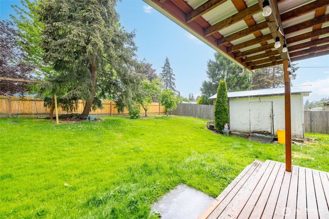 2008 Pacific Place, Mount Vernon, WA 98273