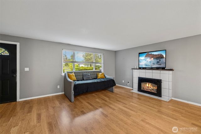 2008 Pacific Place, Mount Vernon, WA 98273
