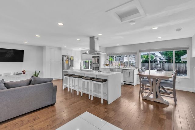 8232 Scarlet Oak Cir, Citrus Heights, CA 95610