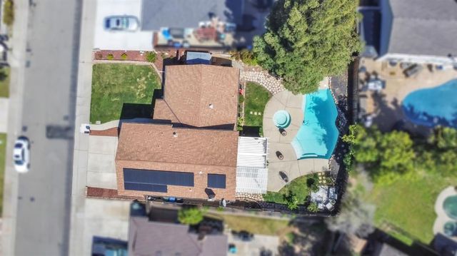 8232 Scarlet Oak Cir, Citrus Heights, CA 95610