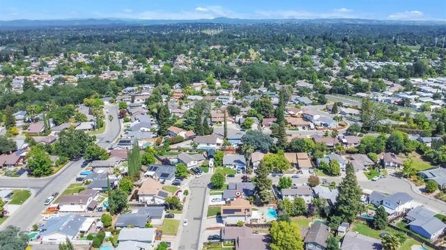 8232 Scarlet Oak Cir, Citrus Heights, CA 95610