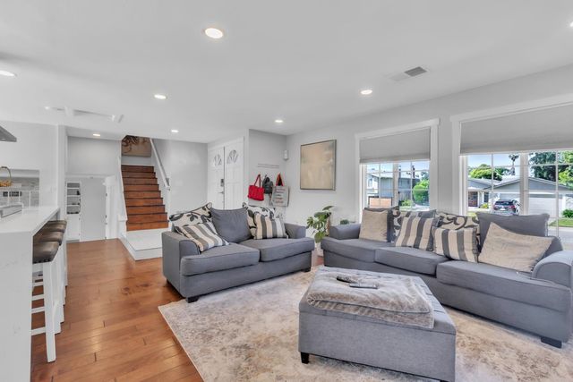 8232 Scarlet Oak Cir, Citrus Heights, CA 95610