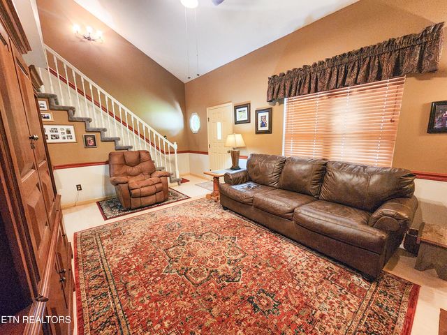 7324 Foxhaven Rd, Knoxville, TN 37918