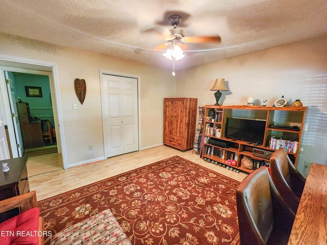 7324 Foxhaven Rd, Knoxville, TN 37918