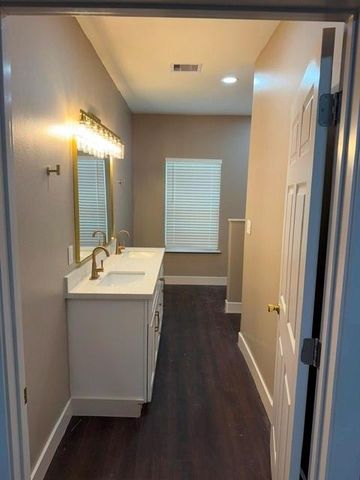 467 Whisperwood Drive, Onalaska, TX 77360