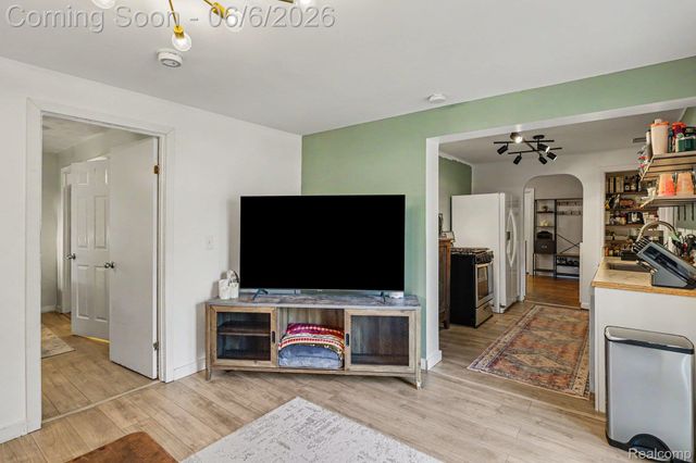 316 Oak Street, Webberville Village, MI 48892