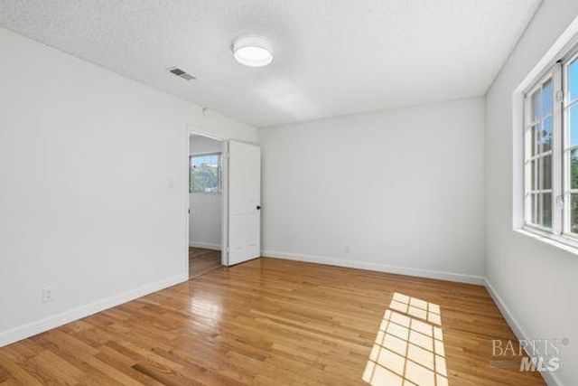 208 Essex Way, Benicia, CA 94510