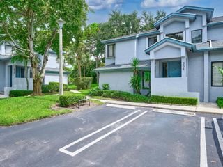 305 Harbour Pointe Way, Greenacres, FL 33413