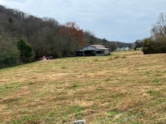 1 Cross Keys Road, College Grove, TN 37046