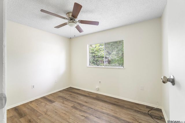 11598 Baylor Dr, Baton Rouge, LA 70816