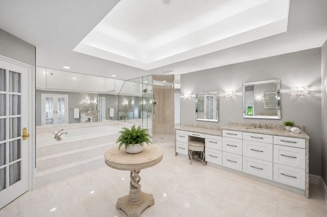 2 Hickory Lane, Northbrook, IL 60062