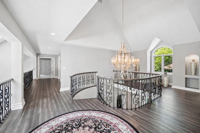 2 Hickory Lane, Northbrook, IL 60062