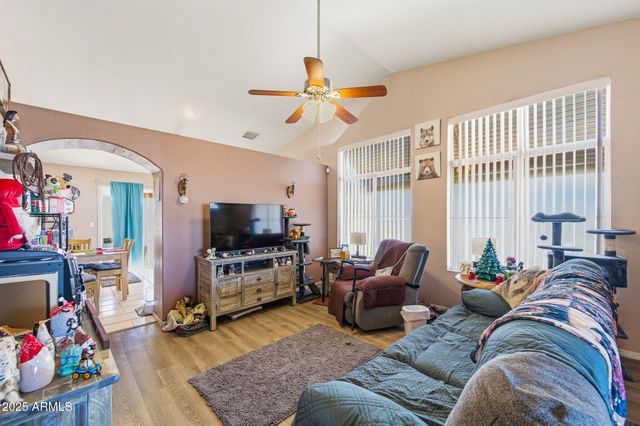 8735 W PINEVETA Drive W, Arizona City, AZ 85123